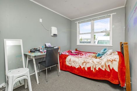 Photo of property in 4 Harper Street, Papakura, 2110