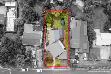 Photo of property in 47 Lyons Avenue, Murrays Bay, Auckland, 0630