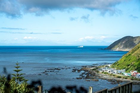 Photo of property in 28 Welland Place, Island Bay, Wellington, 6023