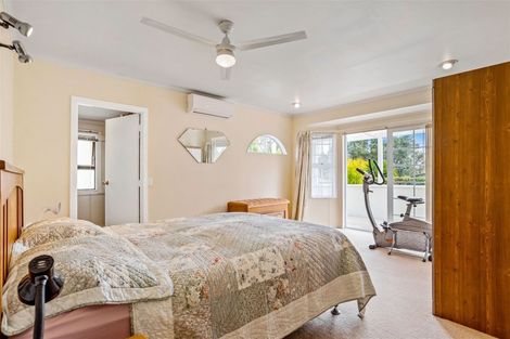 Photo of property in 1 Edgewood Way, Henderson, Auckland, 0612