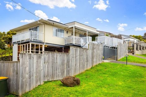 Photo of property in 323 Triangle Road, Massey, Auckland, 0614
