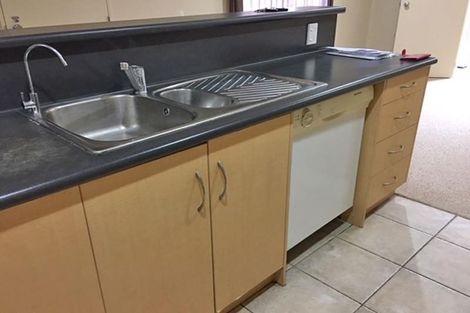 Photo of property in 4/1 Charlenne Close, Ranui, Auckland, 0612