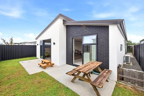 Photo of property in 47 Empire Crescent, Papamoa, 3118