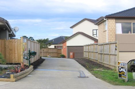 Photo of property in 116a Cyril French Drive, Flat Bush, Auckland, 2016