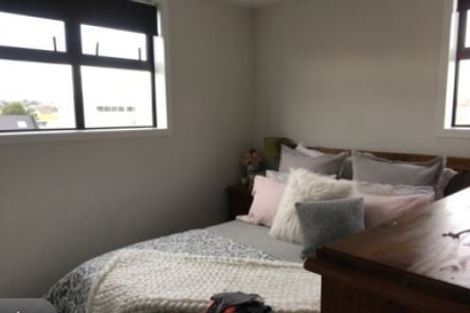 Photo of property in 101/4u Village Quarter Lane, Frankton, Hamilton, 3204