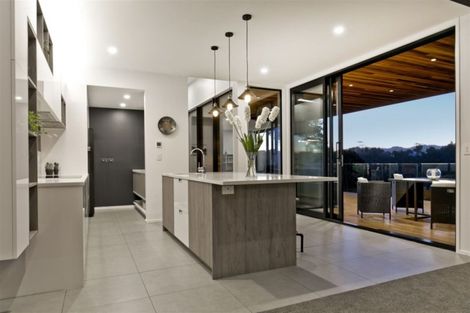 Photo of property in 182 Scenic Drive, Titirangi, Auckland, 0604