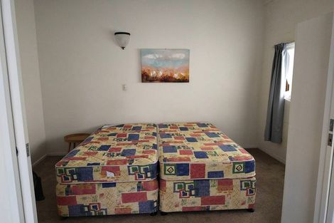 Photo of property in 7 Nui Mana Place, Te Atatu South, Auckland, 0610