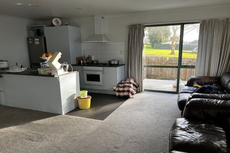 Photo of property in 26 Pooks Road, Ranui, Auckland, 0612