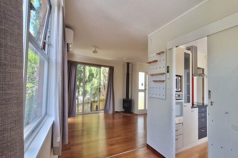 Photo of property in 31 Normanton Street, Glenfield, Auckland, 0629