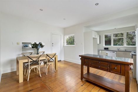 Photo of property in 130 Middlepark Road, Sockburn, Christchurch, 8042