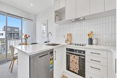 Photo of property in 45 Ngae Place, Mangere East, Auckland, 2024