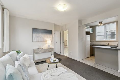 Photo of property in 127u3 Queens Drive, Lyall Bay, Wellington, 6022
