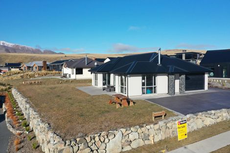 Photo of property in 19 Mistake Drive, Lake Tekapo, 7999