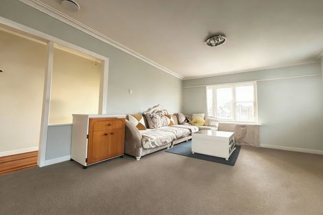 Photo of property in 26 Rotoiti Avenue, Pakuranga Heights, Auckland, 2010
