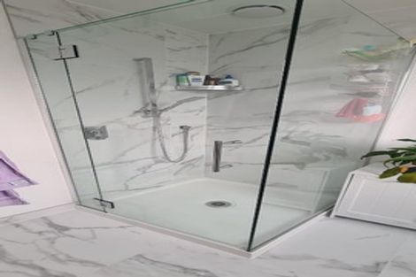 Photo of property in 10/41 Kervil Avenue, Te Atatu Peninsula, Auckland, 0610