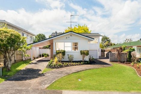 Photo of property in 7 Munstead Place, Hillcrest, Auckland, 0627