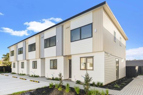 Photo of property in 101 Botany Road, Botany Downs, Auckland, 2010