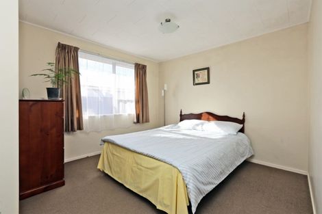 Photo of property in 2/8 Kauri Street, Taradale, Napier, 4112