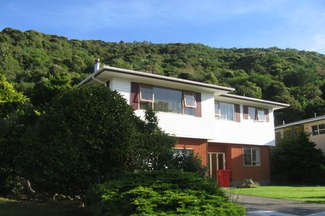 Photo of property in 74 Spinnaker Drive, Whitby, Porirua, 5024