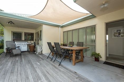 Photo of property in 2 Worsley Way, Bellevue, Tauranga, 3110