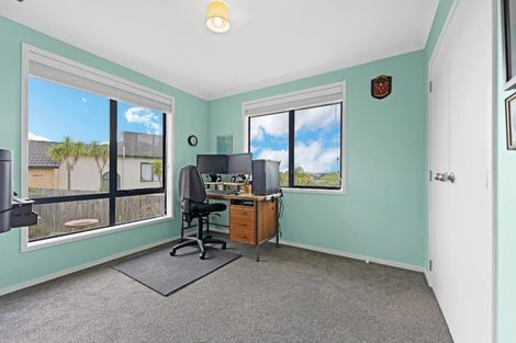 Photo of property in 14 San Carlo Court, Henderson, Auckland, 0612