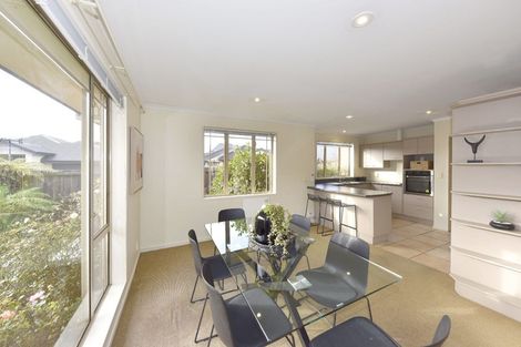 Photo of property in 8 Scarlet Lane, Redwood, Christchurch, 8051
