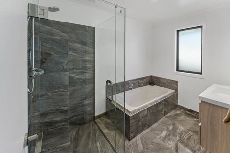 Photo of property in 8 Huntaway Close, Stoke, Nelson, 7011