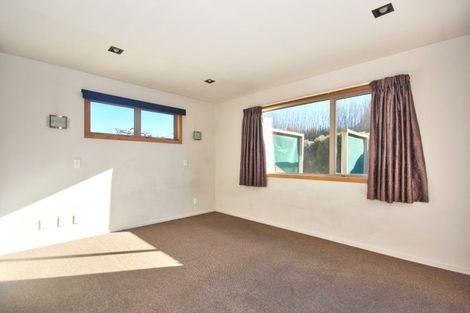 Photo of property in 28 Sylvan Street, Lake Hayes, Queenstown, 9304