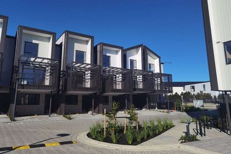 Photo of property in 32a/4 Westgate Drive, Massey, Auckland, 0614