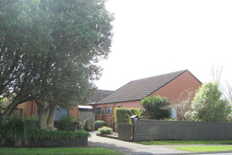 Photo of property in 27 Rewa Street, Inglewood, 4330