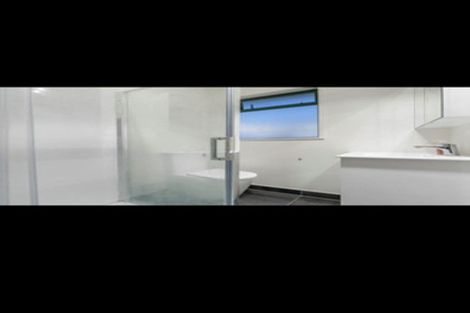 Photo of property in 10 Romney Place, Manurewa, Auckland, 2102