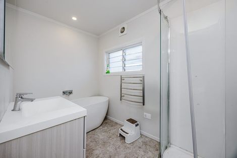 Photo of property in 156 Rathgar Road, Henderson, Auckland, 0610