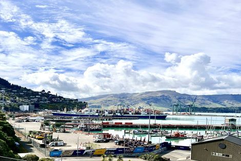 Photo of property in 1 Simeon Quay, Lyttelton, 8082