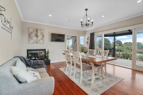 Photo of property in 2 Lambert Way, Paraparaumu, 5032