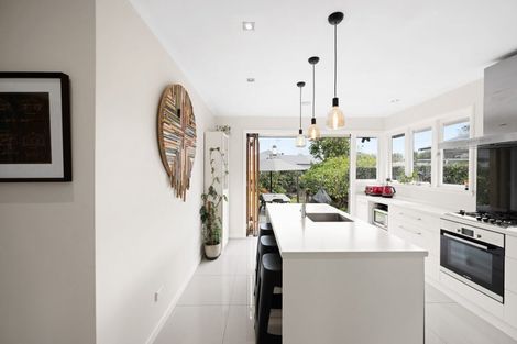 Photo of property in 27 Nixon Street, Hamilton East, Hamilton, 3216