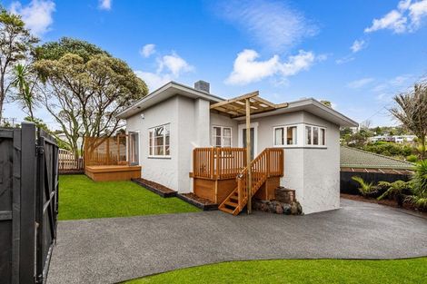 Photo of property in 27 Withers Road, Glen Eden, Auckland, 0602