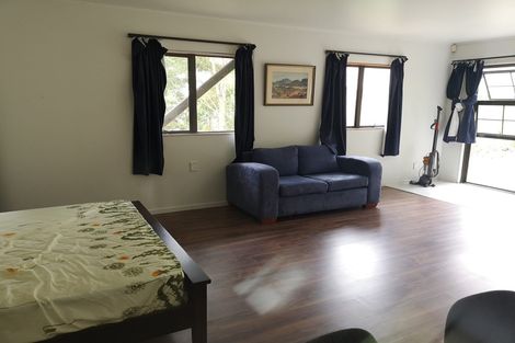 Photo of property in 7 Geoffrey Road, Torbay, Auckland, 0630