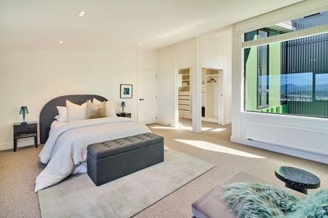 Photo of property in 21 Seaview Terrace, Northland, Wellington, 6012