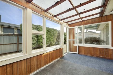 Photo of property in 24 Woodend Road, Woodend, 7610