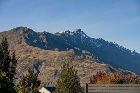Photo of property in 4 Lindmore Lane, Lower Shotover, Queenstown, 9371
