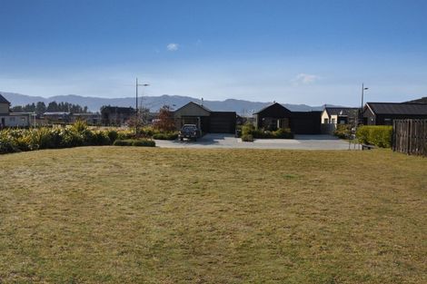 Photo of property in 3 Mount Prospect Lane, Wanaka, 9305