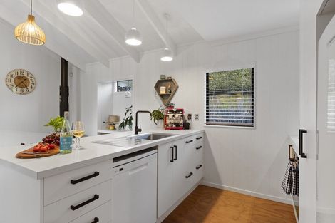 Photo of property in 52r Panorama Drive, Welcome Bay, Tauranga, 3175