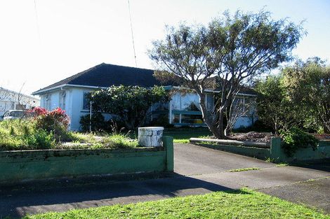 Photo of property in 12 Piper Place, Roslyn, Palmerston North, 4414
