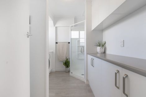 Photo of property in 3/22 Cliff Road, Tauranga, 3110