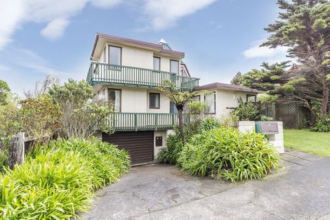 Photo of property in 167 Orangi Kaupapa Road, Northland, Wellington, 6012