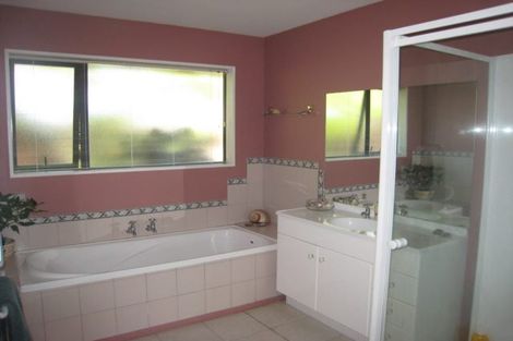 Photo of property in 8 Masefield Drive, Rolleston, 7614