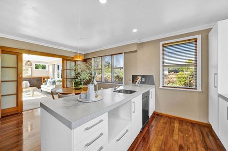 Photo of property in 211 Frankley Road, Frankleigh Park, New Plymouth, 4310