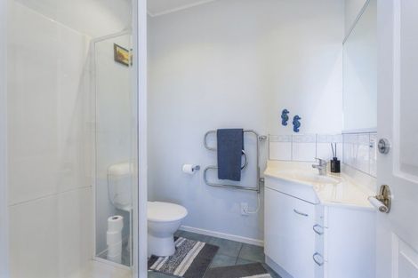 Photo of property in 8 Landel Place, Whitianga, 3510