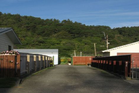 Photo of property in 5 Eldon Grove, Taita, Lower Hutt, 5019