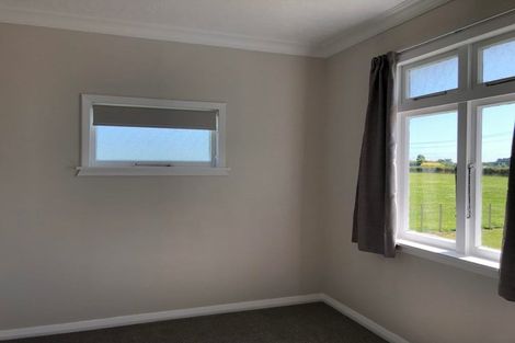 Photo of property in 185 Arapaepae Road, Levin, 5571